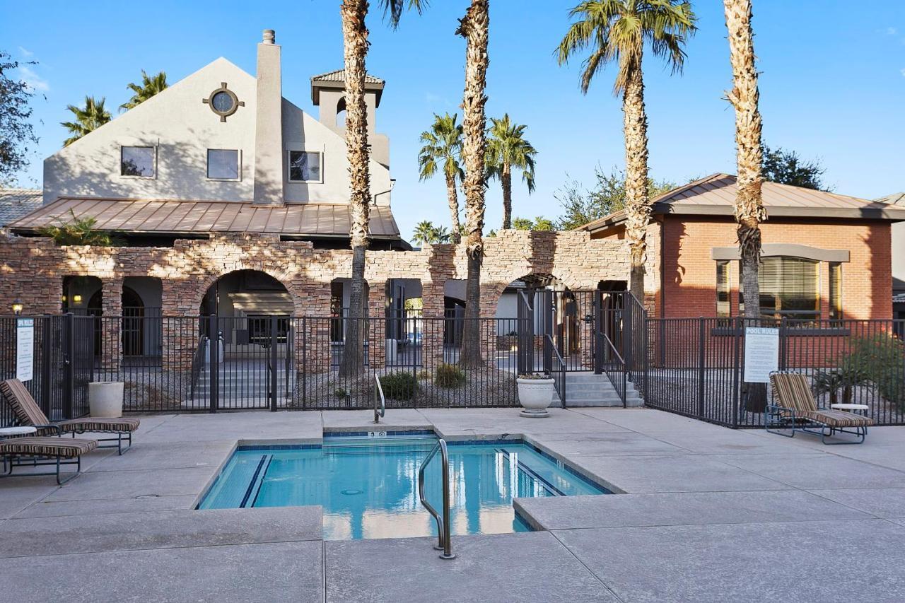 Cozysuites Chandler 2Br With 2 Pools & Jacuzzi! Bagian luar foto